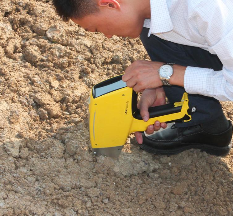 TrueX 700/TrueX 760 handheld XRF soil heavy metal analyzer